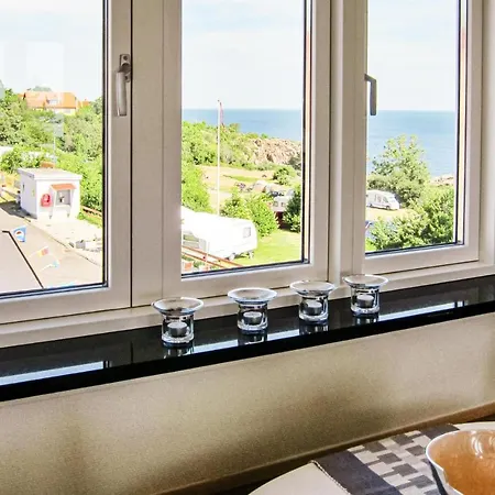 Beautiful In With 2 Bedrooms Daire