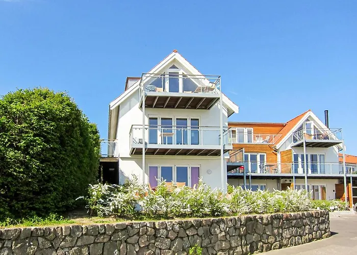 Apartment Beautiful In With 2 Bedrooms Gudhjem